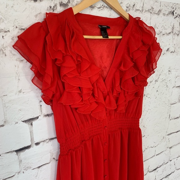 H&M Dresses & Skirts - ~H&M~ Red Dress